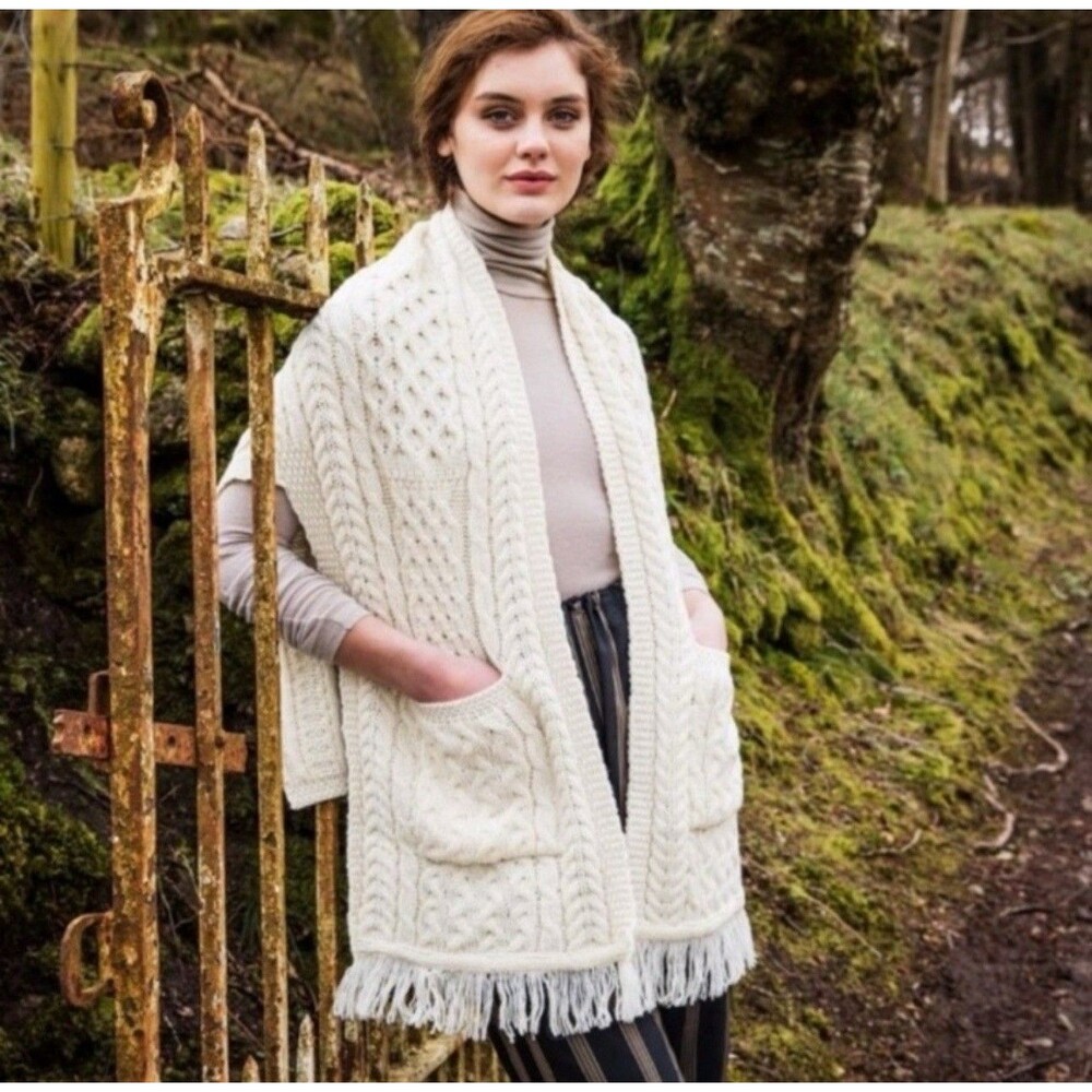 Aran Crafts Cozy Cream Cableknit 100% Merino‎ Wool Wrap Sweater Fringe O/S